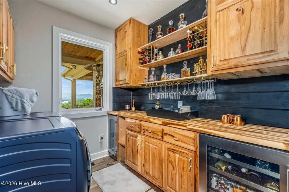 122 Oak Terrace Hayesville, NC 28904