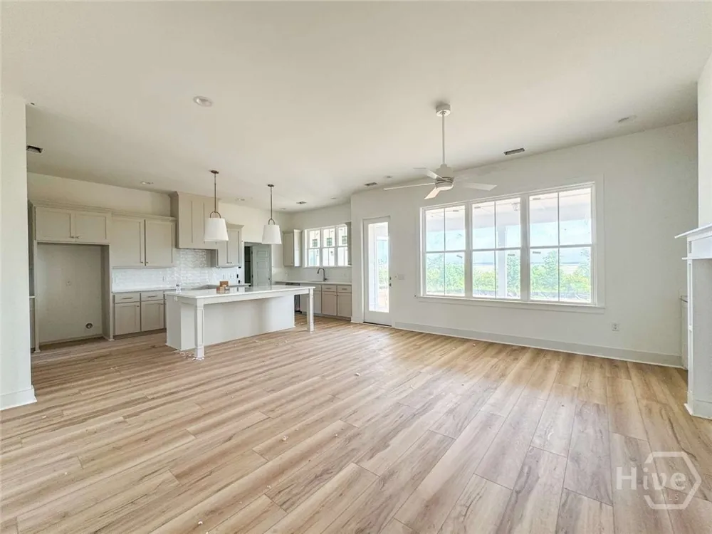 1251 Kyles Loop NE Townsend, GA 31331