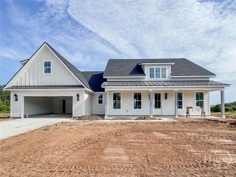 1251 Kyles Loop NE