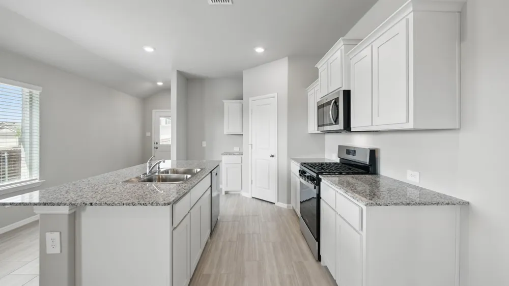 162 DAVIS LANE Newark, TX 76071