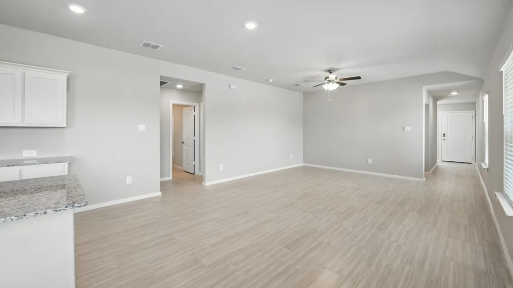 162 DAVIS LANE Newark, TX 76071