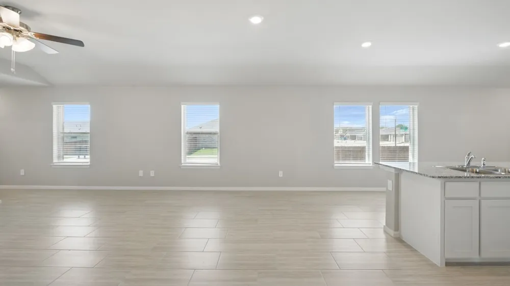 146 DAVIS LANE Newark, TX 76071