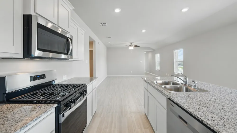 146 DAVIS LANE Newark, TX 76071
