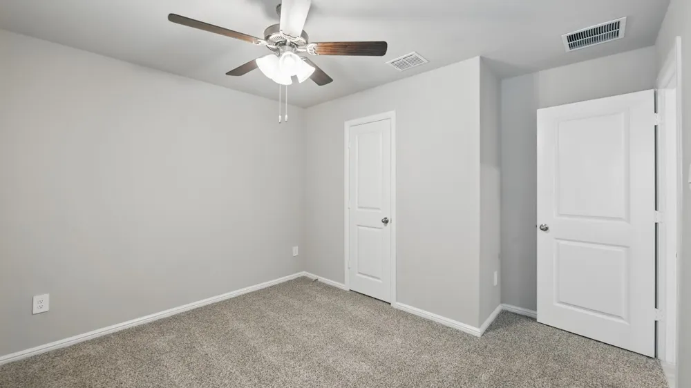 146 DAVIS LANE Newark, TX 76071