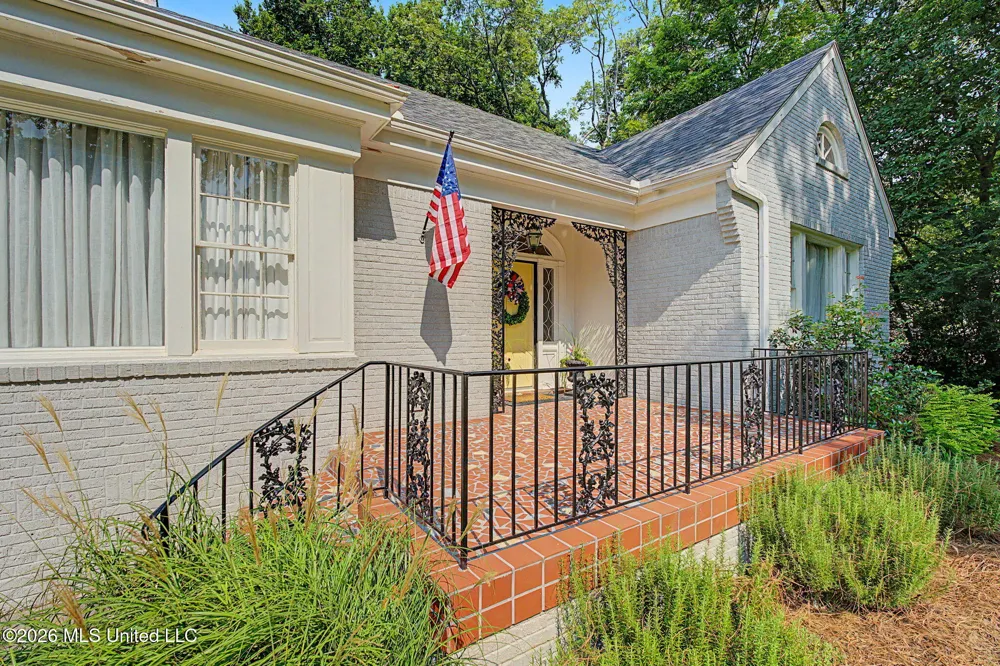 2747 Magnolia Drive Hernando, MS 38632