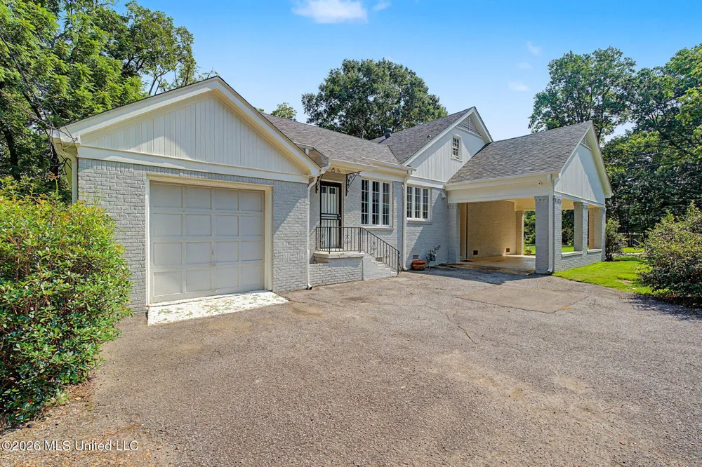 2747 Magnolia Drive Hernando, MS 38632