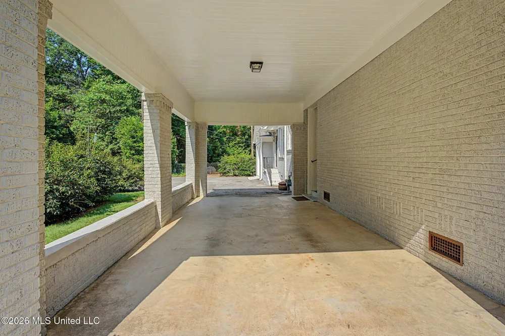 2747 Magnolia Drive Hernando, MS 38632