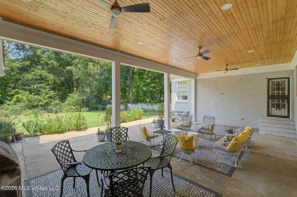 2747 Magnolia Drive Hernando, MS 38632
