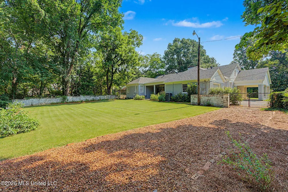 2747 Magnolia Drive Hernando, MS 38632