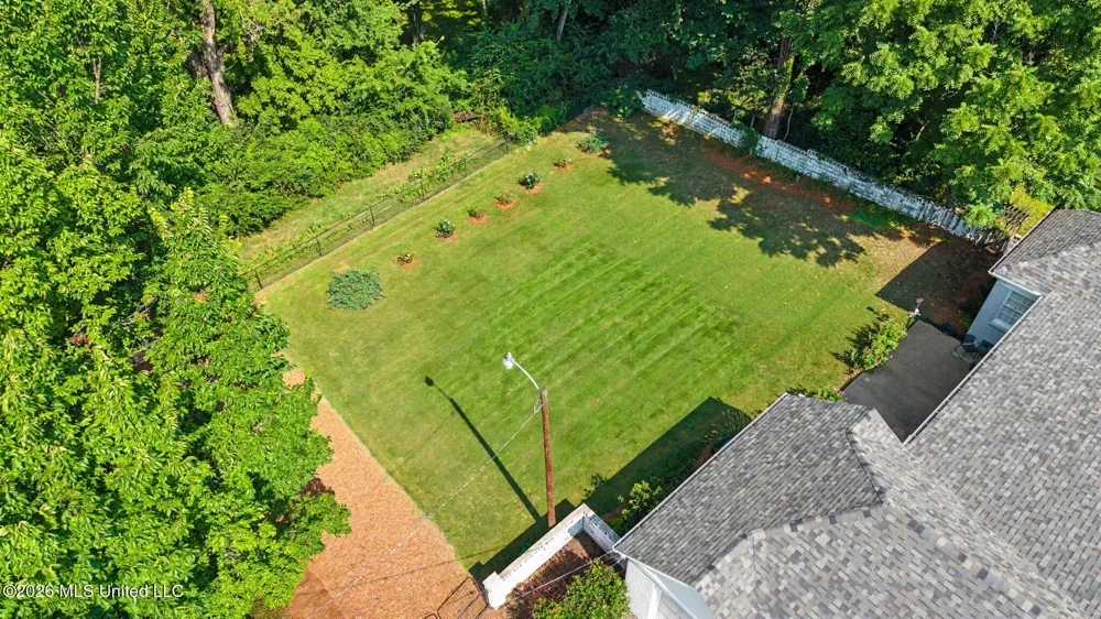 2747 Magnolia Drive Hernando, MS 38632