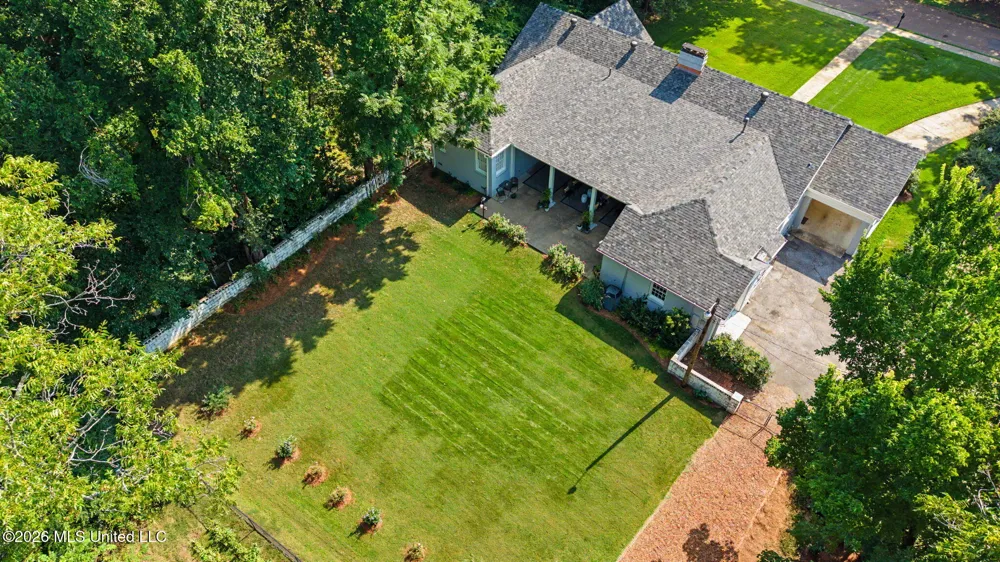 2747 Magnolia Drive Hernando, MS 38632