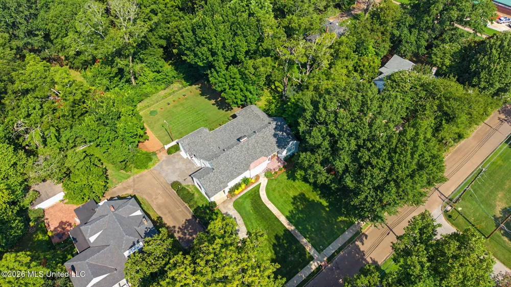 2747 Magnolia Drive Hernando, MS 38632
