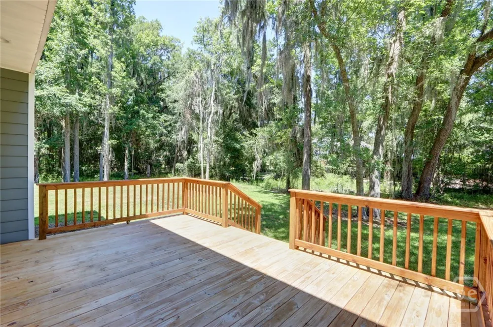 91 Sir Edward Teach Sunbury, GA 31320
