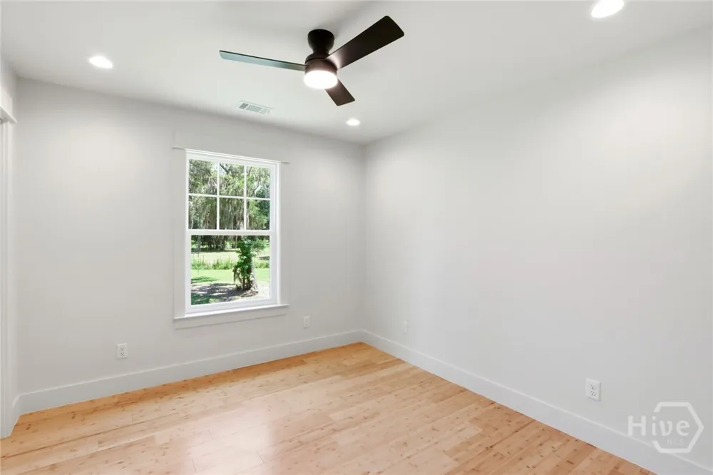 91 Sir Edward Teach Sunbury, GA 31320