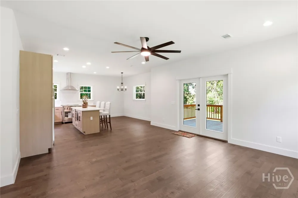91 Sir Edward Teach Sunbury, GA 31320
