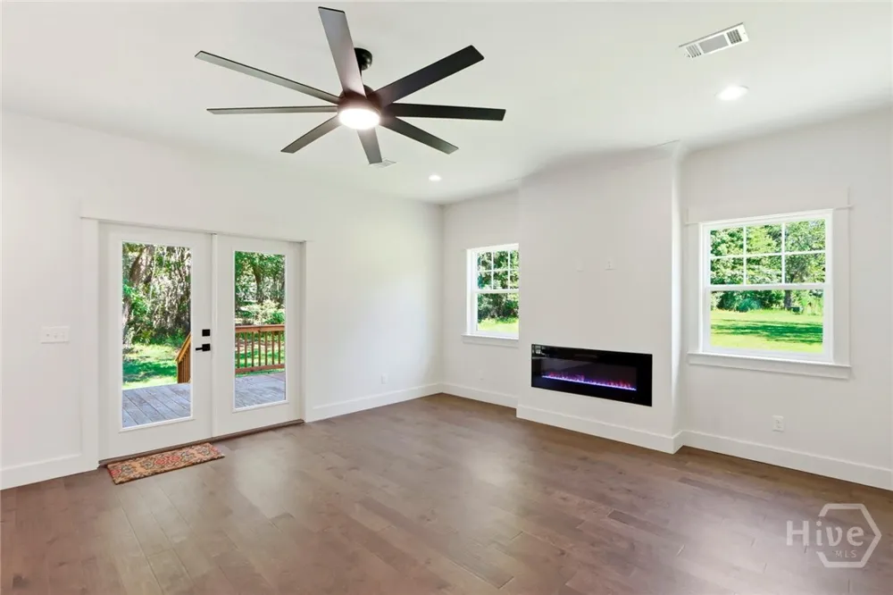 91 Sir Edward Teach Sunbury, GA 31320