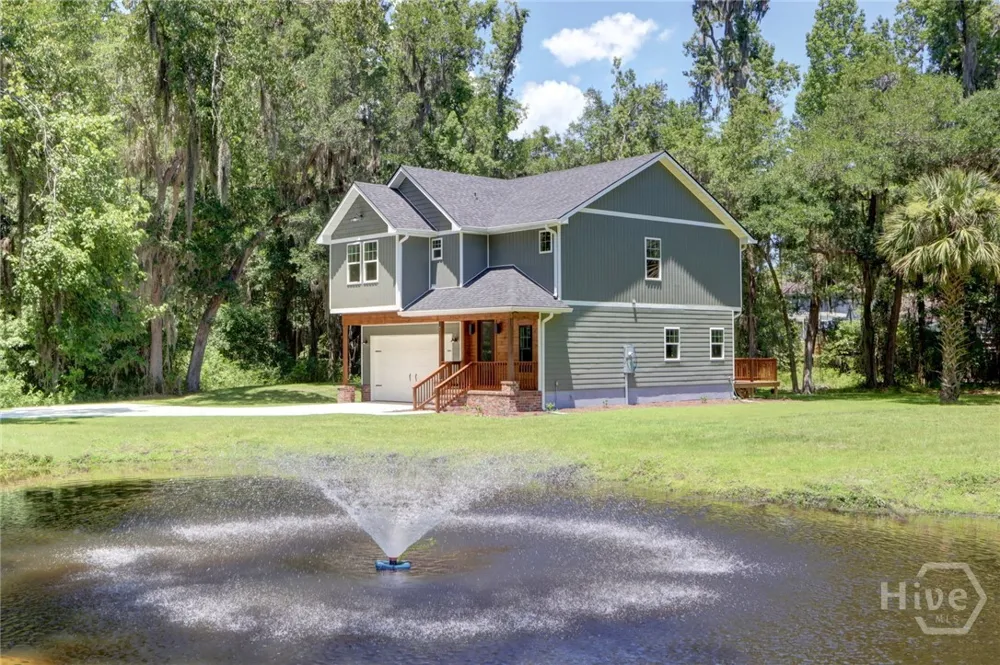 91 Sir Edward Teach Sunbury, GA 31320