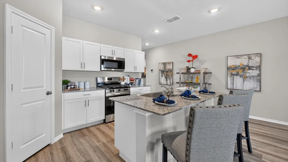 137 TUMBLEWEED DRIVE Newark, TX 76071