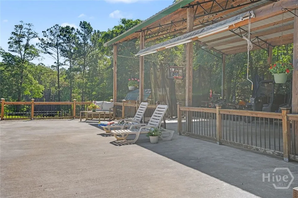 720 Old Dixie Highway S Springfield, GA 31329