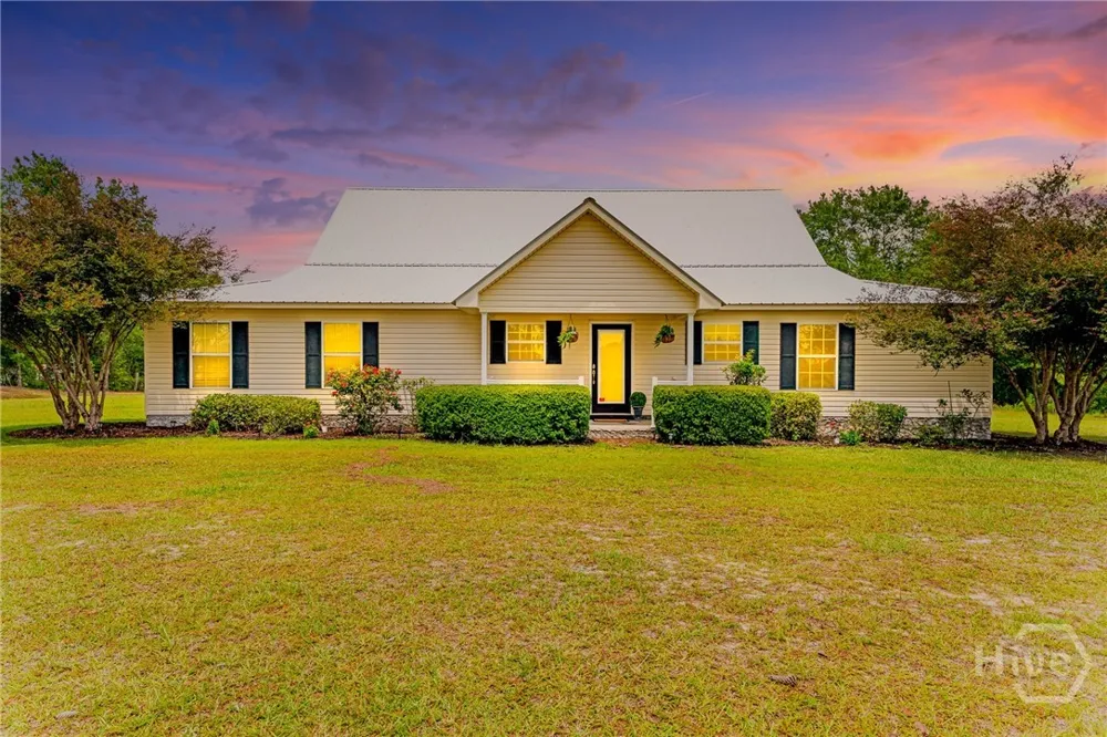 762 Old McLeod Bridge Road Adrian, GA 31002