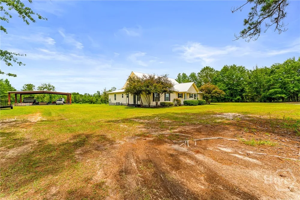 762 Old McLeod Bridge Road Adrian, GA 31002