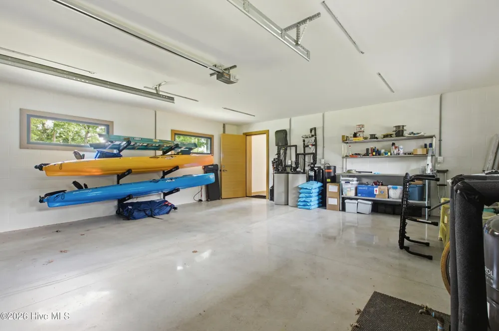 4725 Creeks Junction Road Blounts Creek, NC 27814