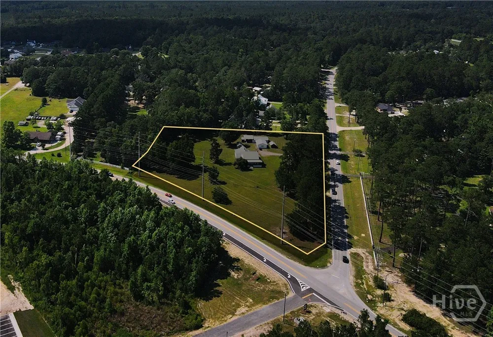 1268 Kolic Helmey Road Guyton, GA 31312