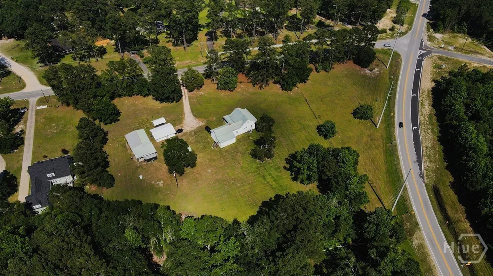 1268 Kolic Helmey Road Guyton, GA 31312