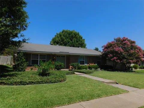 2445 Eastbrook Drive