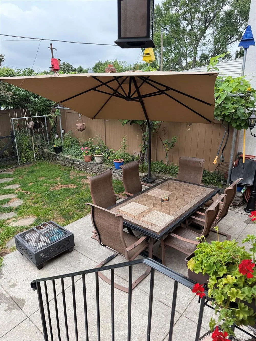 7314 69th Avenue Middle Village, NY 11379