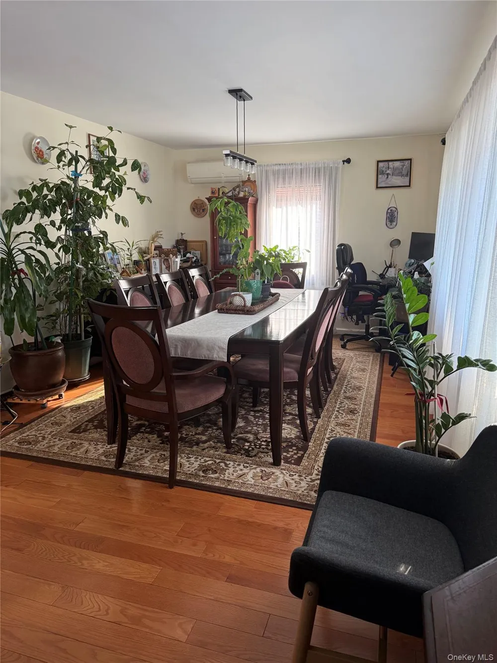 7314 69th Avenue Middle Village, NY 11379