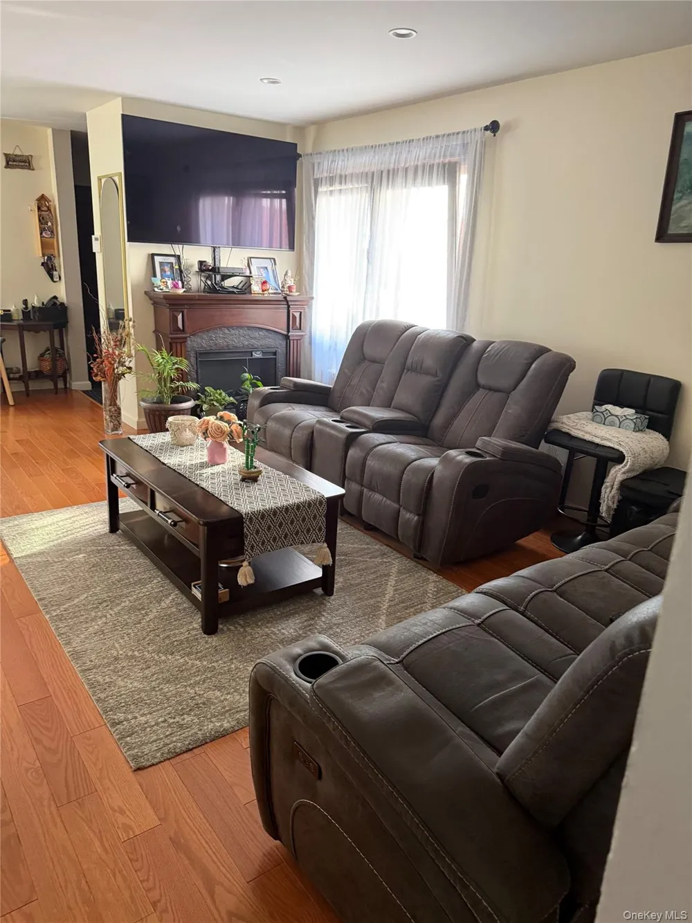 7314 69th Avenue Middle Village, NY 11379