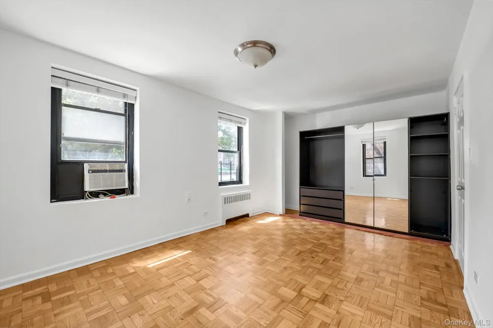 90-09 Northern Blvd #102 Jackson Heights, NY 11370