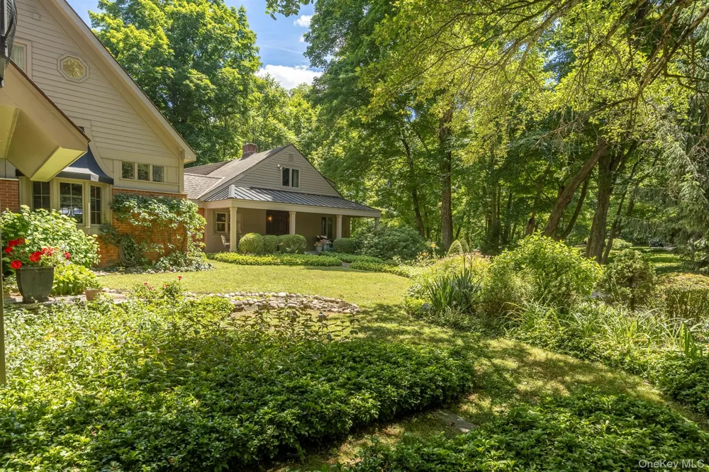 183 Titusville Road Poughkeepsie, NY 12603