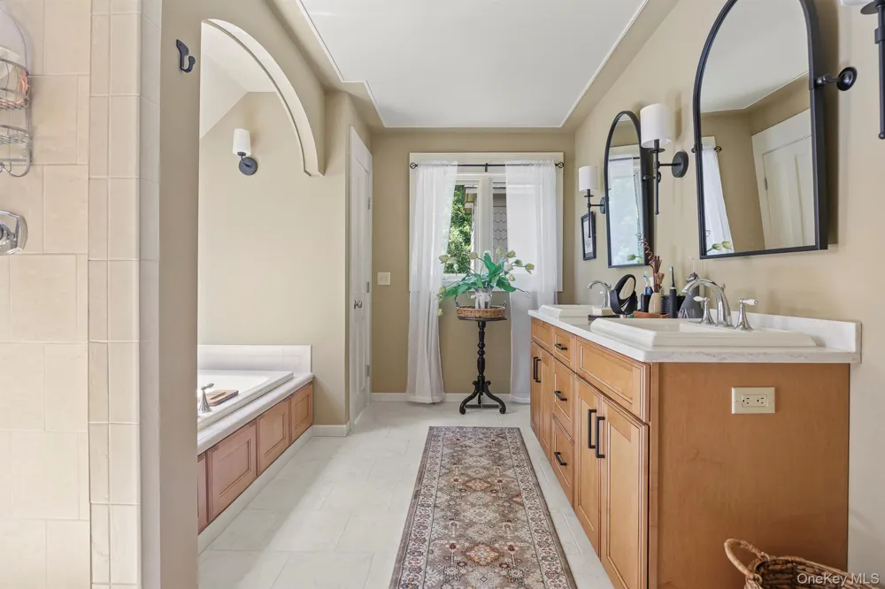 183 Titusville Road Poughkeepsie, NY 12603