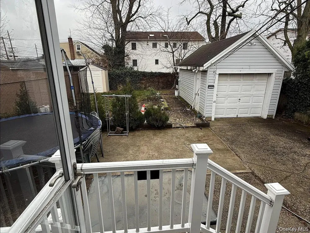 17 Litchfield Avenue Elmont, NY 11003