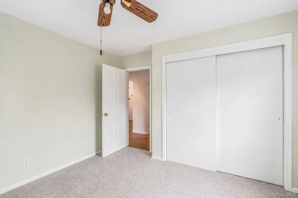 1205 E Broadway #F-24 Hewlett, NY 11557
