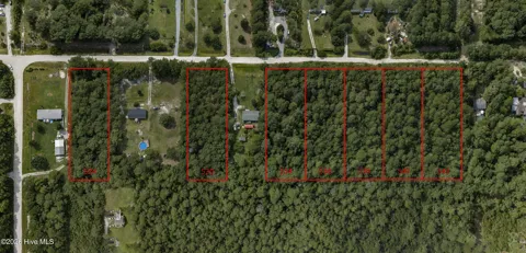 12 Green Acres Drive