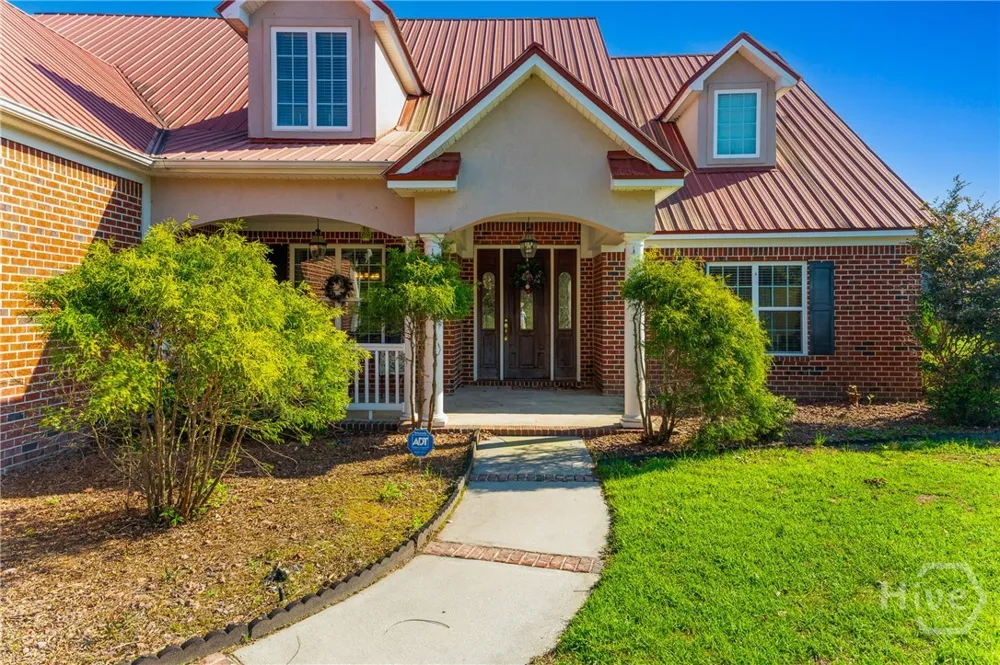 19 Hollow Oak Drive Pembroke, GA 31321