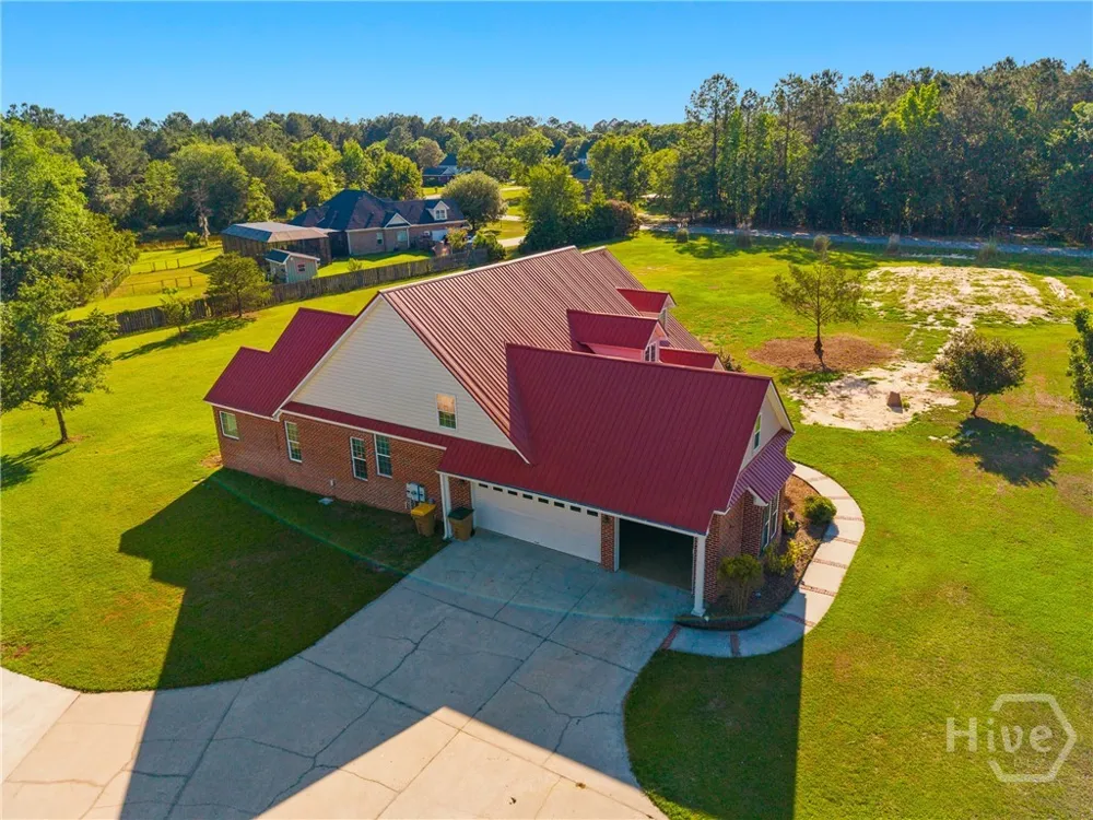 19 Hollow Oak Drive Pembroke, GA 31321