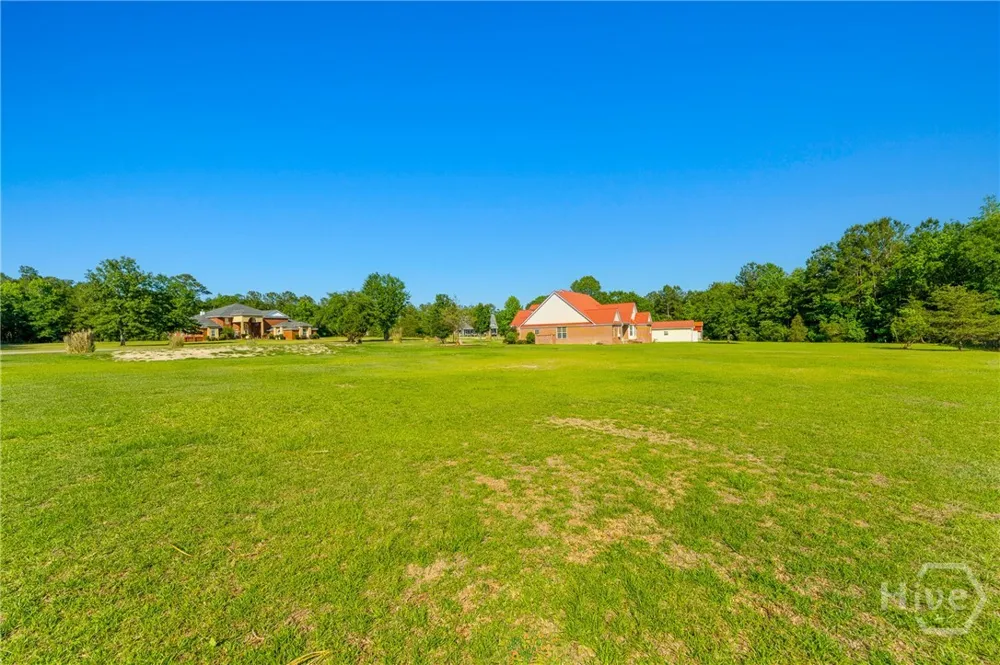 19 Hollow Oak Drive Pembroke, GA 31321