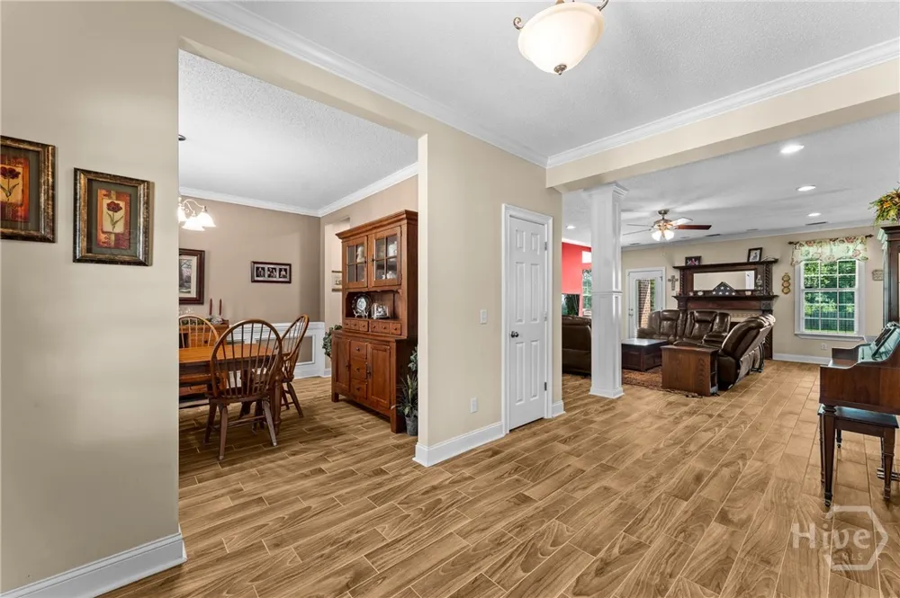 19 Hollow Oak Drive Pembroke, GA 31321