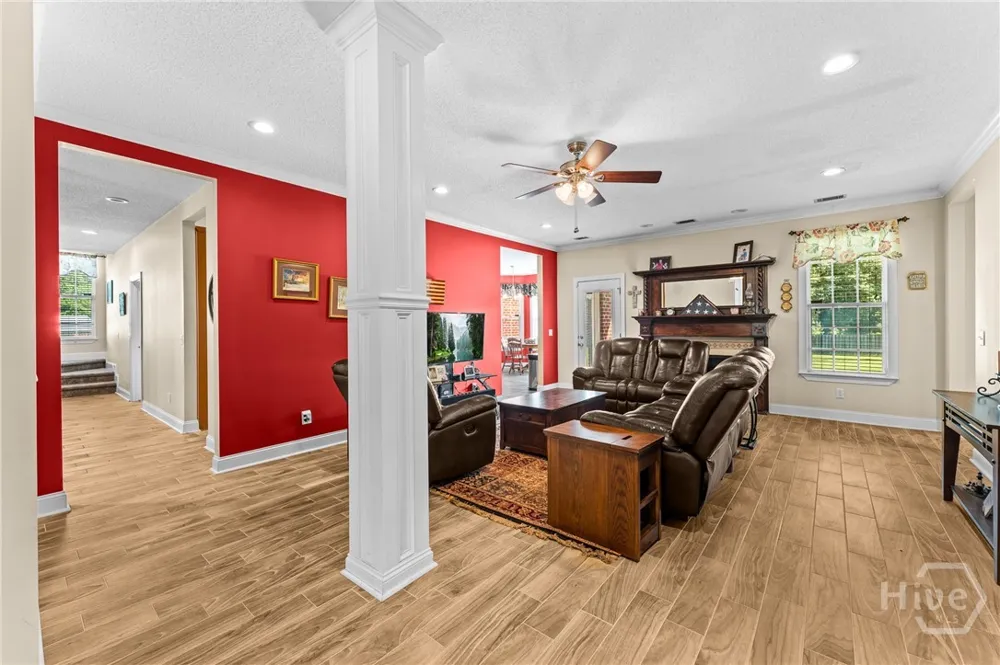 19 Hollow Oak Drive Pembroke, GA 31321