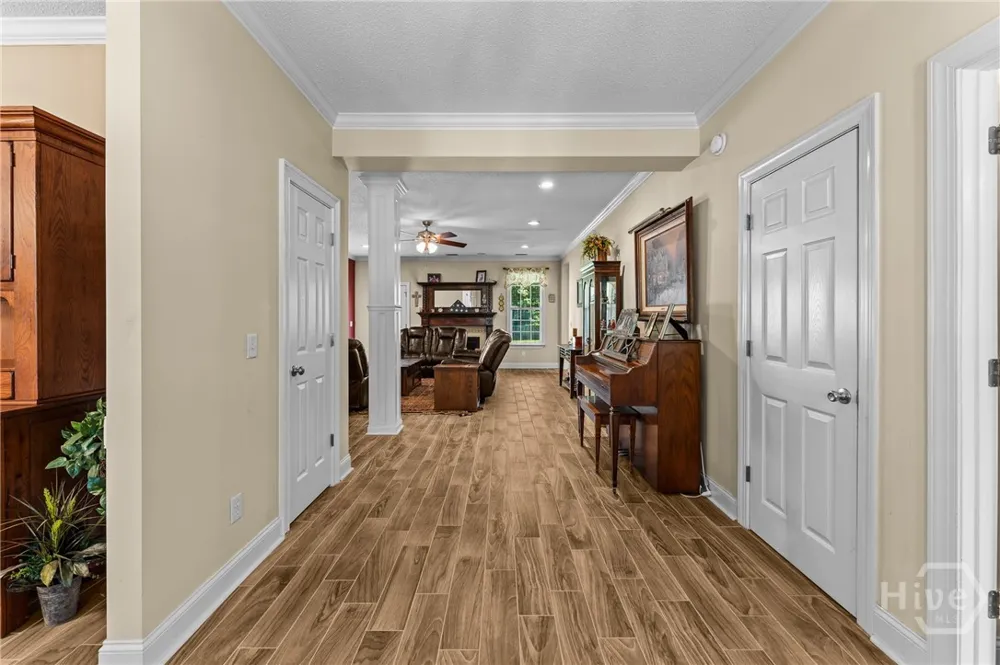 19 Hollow Oak Drive Pembroke, GA 31321