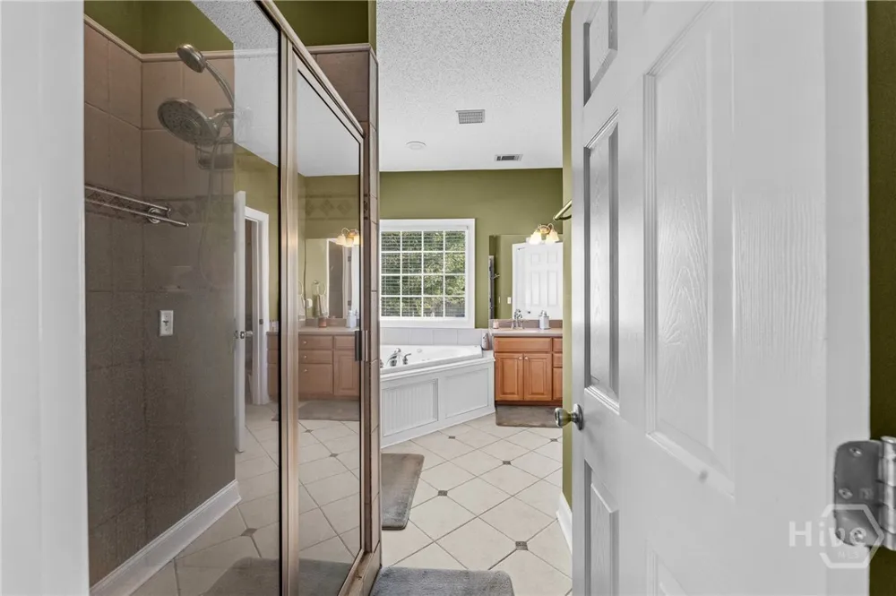19 Hollow Oak Drive Pembroke, GA 31321