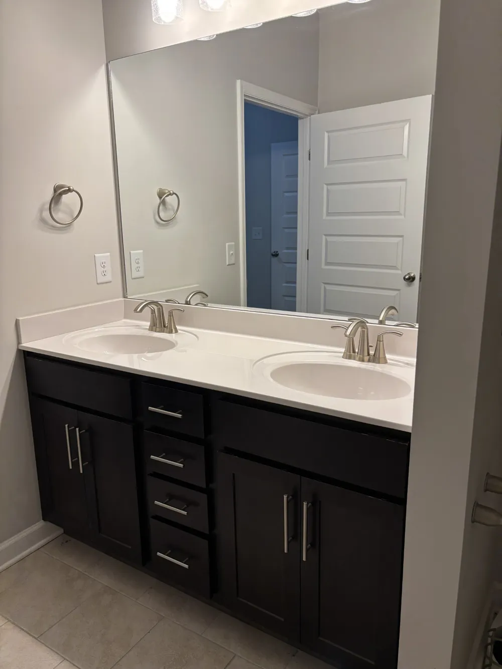 326 Banbury Dr Gallatin, TN 37066