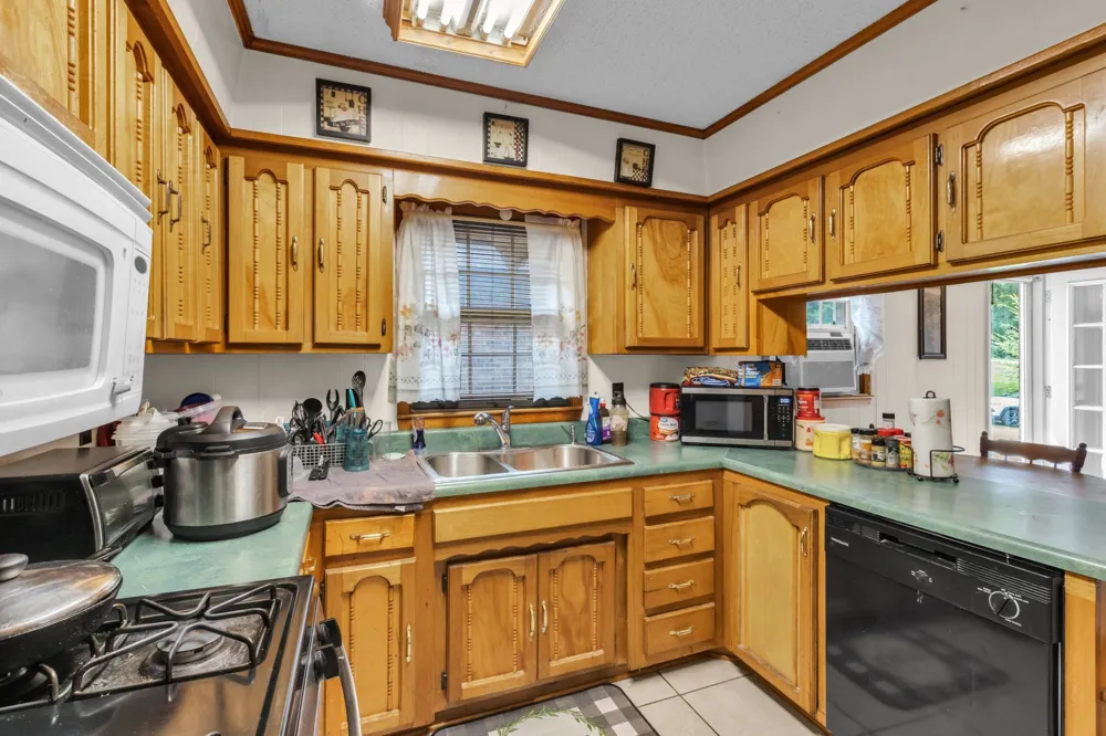 1337 Toy Slatten Rd Sparta, TN 38583
