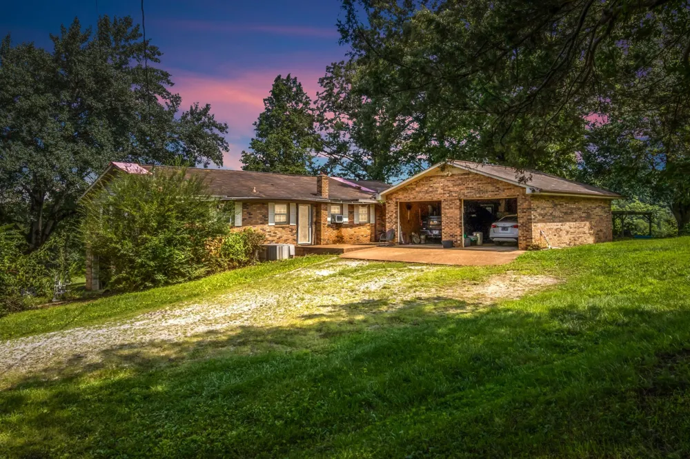 1337 Toy Slatten Rd Sparta, TN 38583