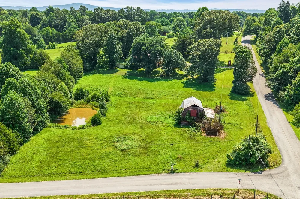 1337 Toy Slatten Rd Sparta, TN 38583