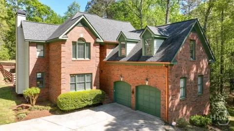 71 Staghorn Trail